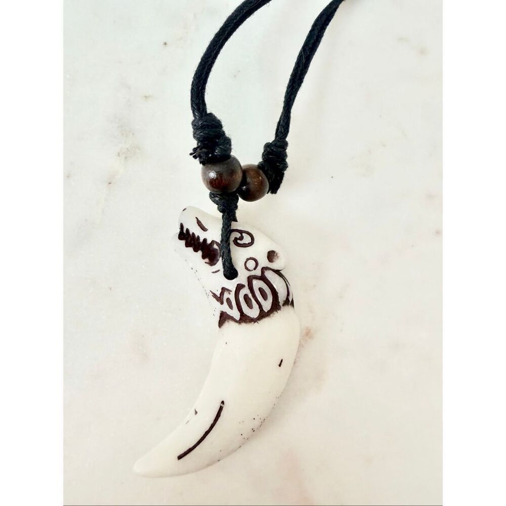 Wolf Claw Pendant Necklace Adjustable Cord Tribal Boho Gothic Jewelry